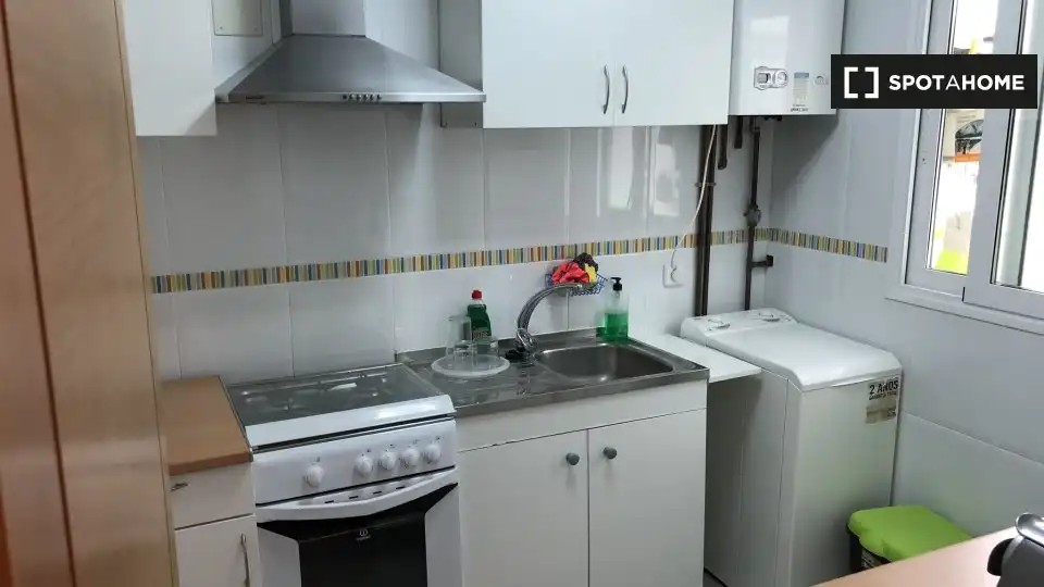 Cuina de Pis de lloguer en Fuencarral - El Pardo