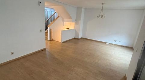 Foto 2 de Casa adosada en venta en Restón I - Restón II, Valdemoro