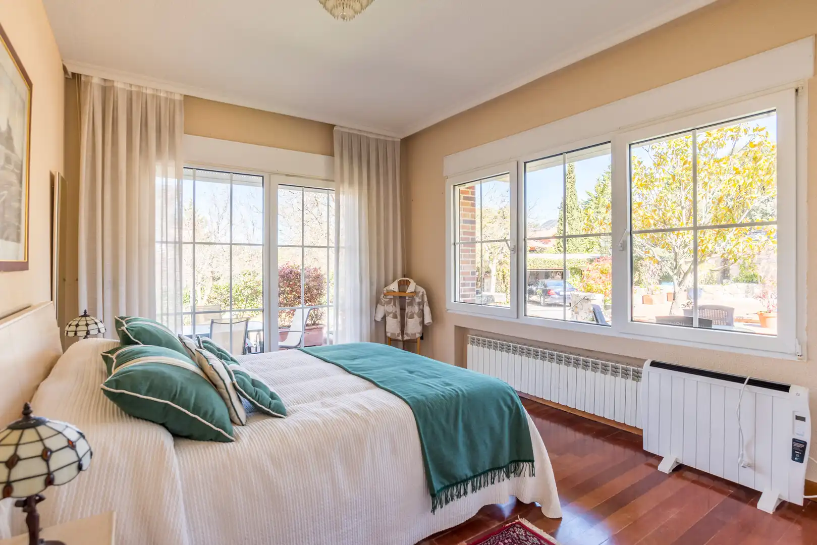 Bedroom of Houses for sale in Collado Villalba  with Air Conditioner, Heating and Private garden