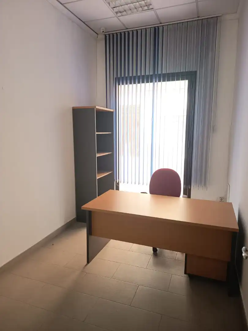 Local comercial en venta en Avenida Guardia Civil Nº18, imagen 11