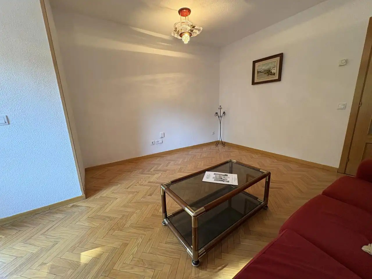 Wohnung zur Miete in Calle Ramón María del Valle Inclán, Espartales