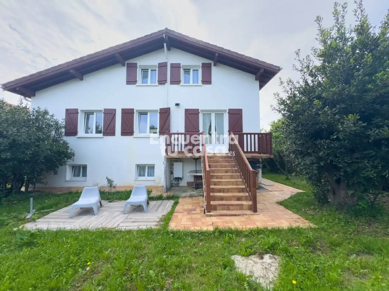 Außenansicht von Haus oder Chalet zum Verkauf in Hendaye mit Heizung, Privatgarten und Terrasse