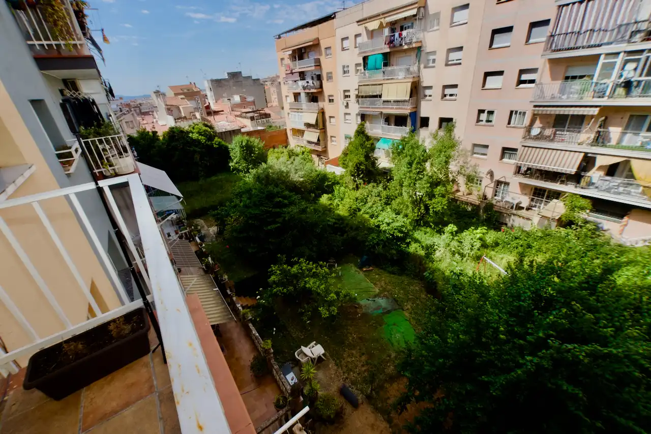 Garten von Wohnung zum Verkauf in Terrassa mit Klimaanlage, Heizung und Parkett