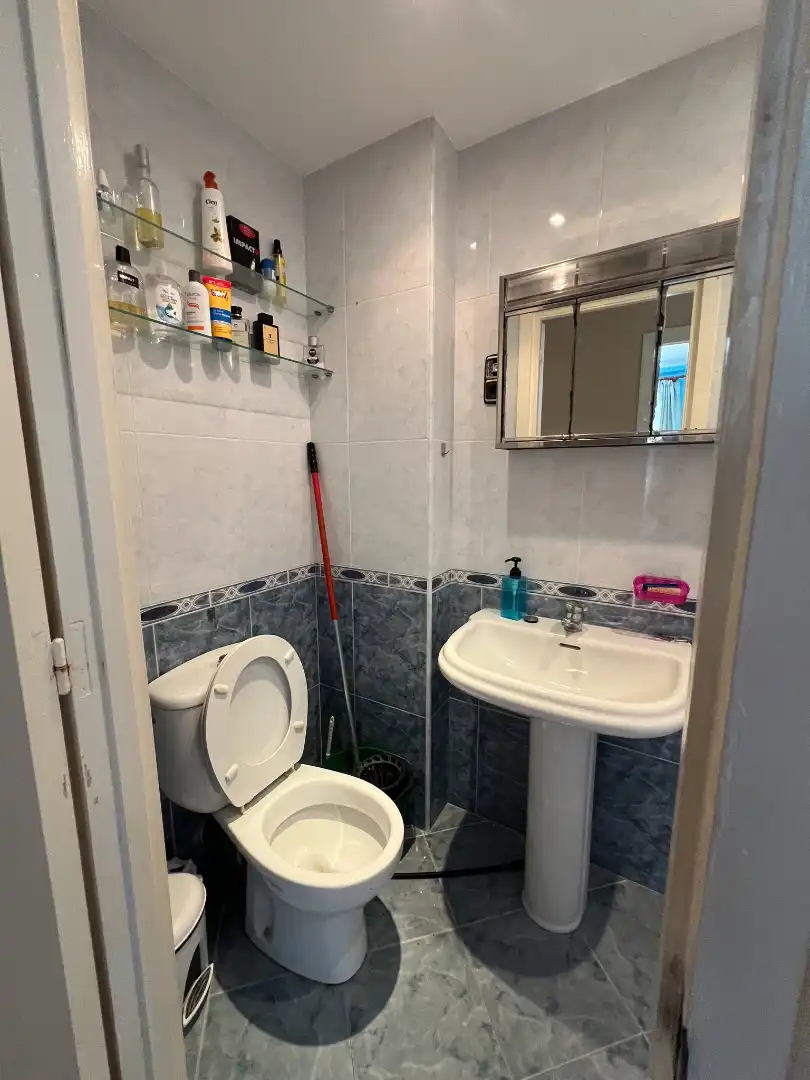 Badezimmer von Wohnung zum Verkauf in Málaga mit Terrasse und Möbliert