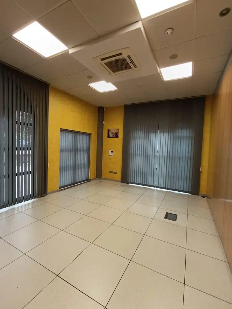 Büro zum Verkauf in Fuenlabrada mit Klimaanlage