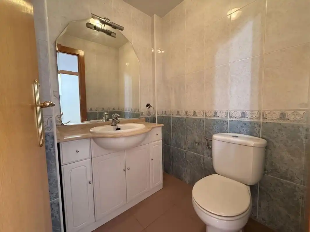 Baño de Casa adosada en venta en Murcia con Aire acondicionado, Calefacción y Terraza