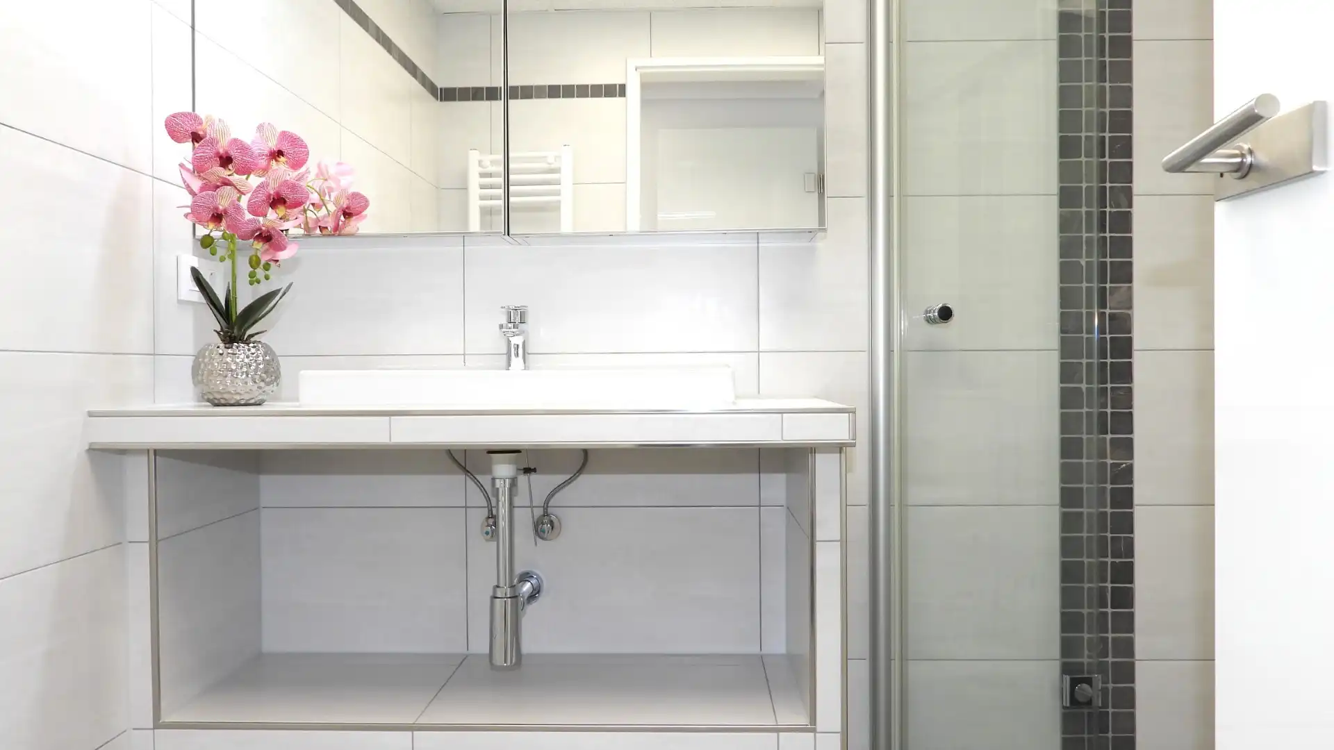Bathroom of Flat for sale in La Manga del Mar Menor  with Air Conditioner, Heating and Terrace