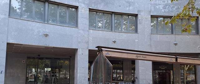 Local comercial en Venta en Calle Amadeo Arias en Parquesol