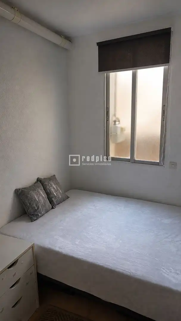 Schlafzimmer von Wohnung zur Miete in Madrid mit Heizung, Terrasse und Möbliert