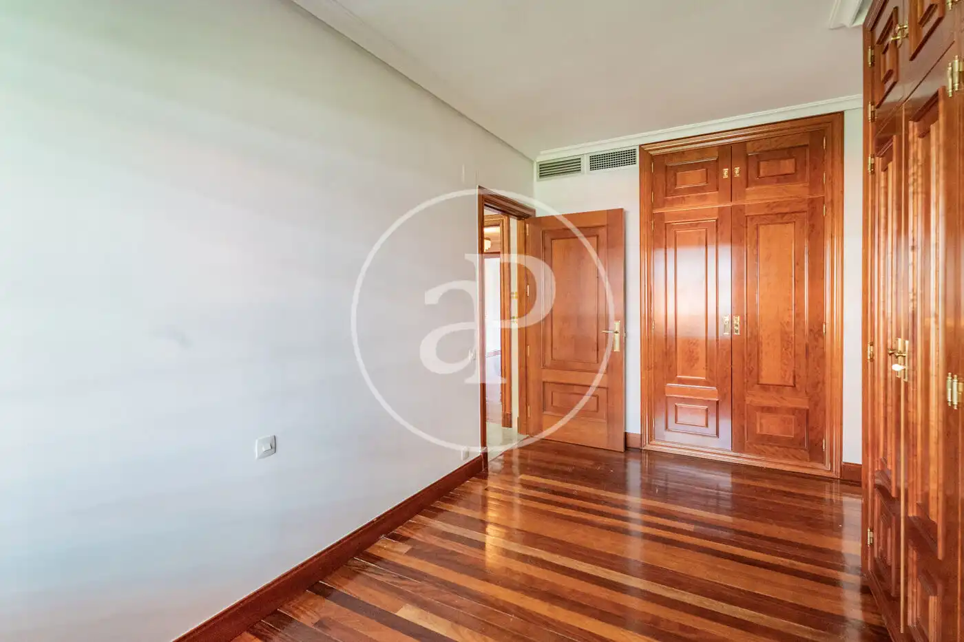 Piso de alquiler en Madrid con Aire acondicionado, Calefacción y Jardín privado