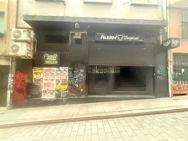 Local comercial en Venta en Rúa Rogelio Abalde en Centro - Areal