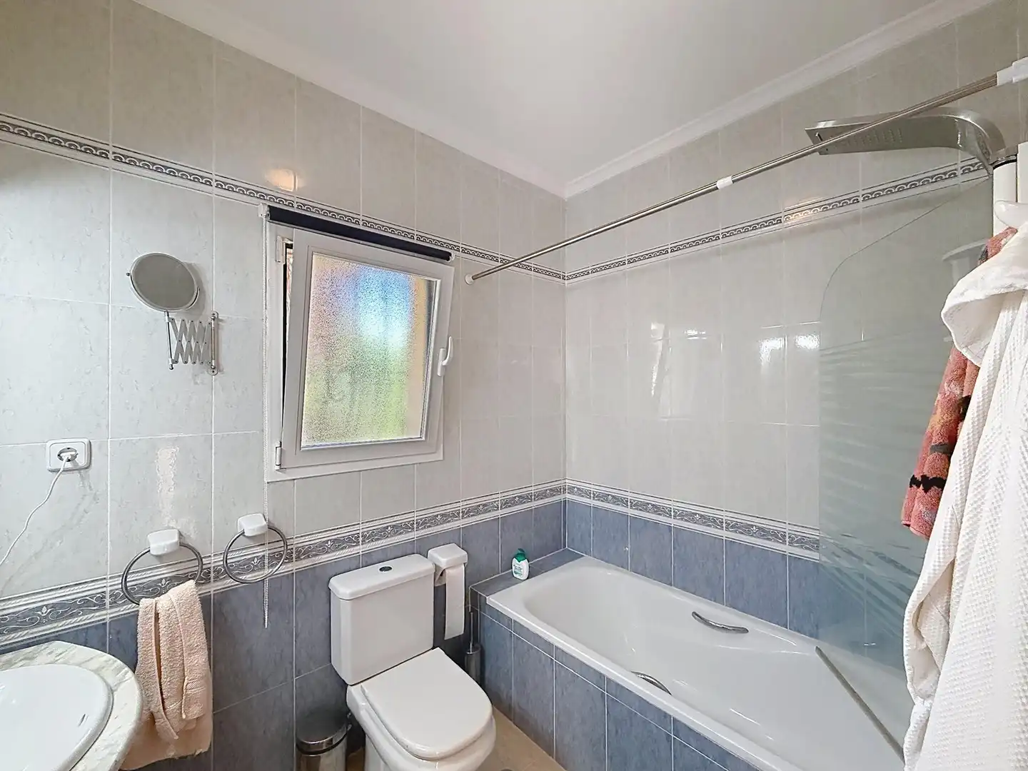 Baño de Casa o chalet en venta en Benitachell / El Poble Nou de Benitatxell con Aire acondicionado, Calefacción y Jardín privado