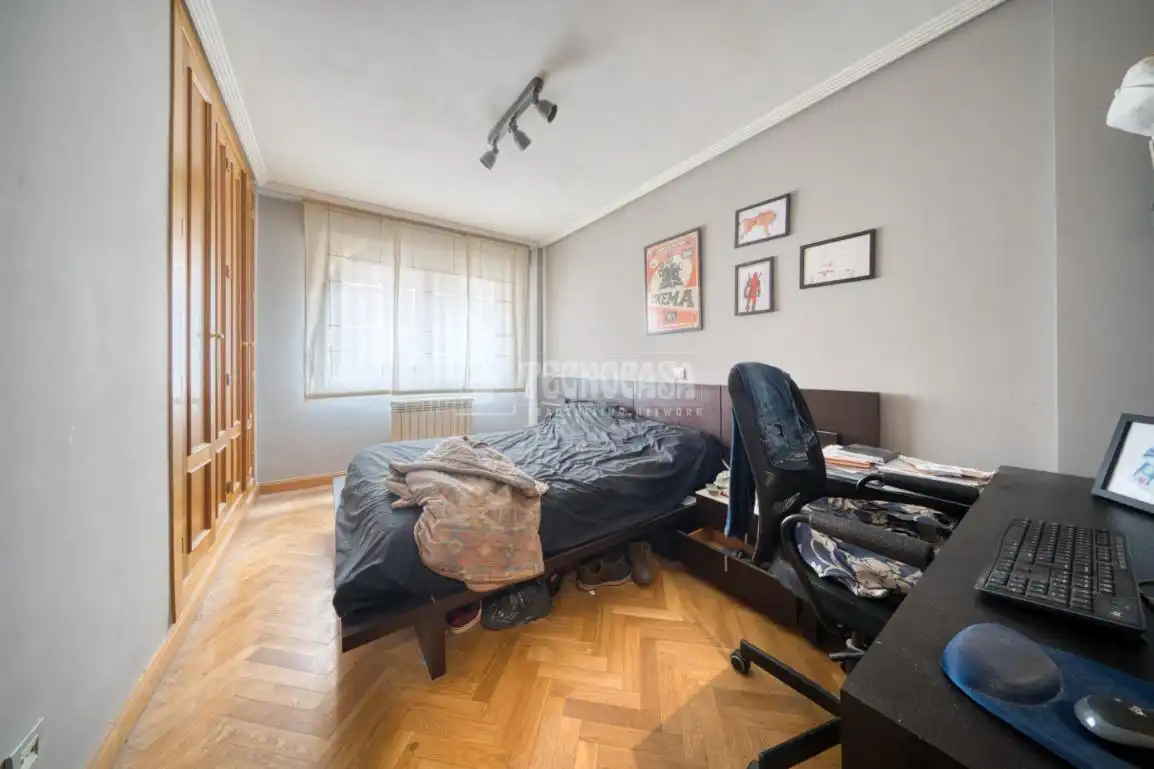 Habitación de Piso en venta en Valladolid con Aire acondicionado y Terraza