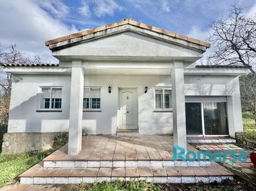 Casa con piscina en venta en Calle Florida