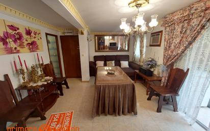 Living room of Flat for sale in Lora del Río  with Air Conditioner