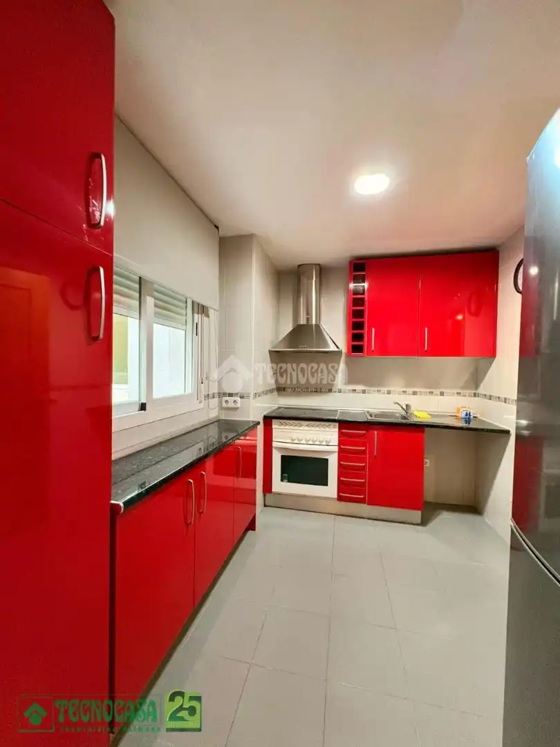 Kitchen of Flat for sale in Urbanización San Isidro