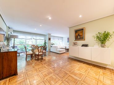 Pis amb ascensor en venda a Calle del Profesor Waksman