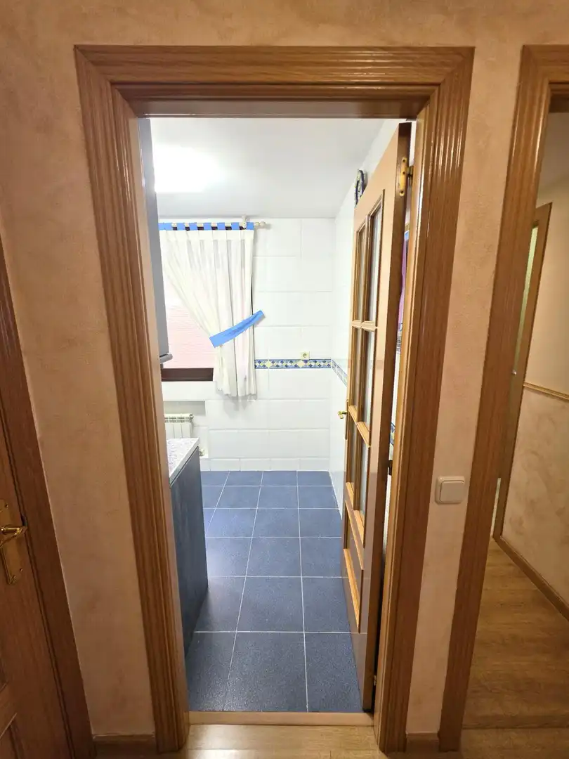 Baño de Piso de alquiler en Valdemoro con Aire acondicionado y Calefacción