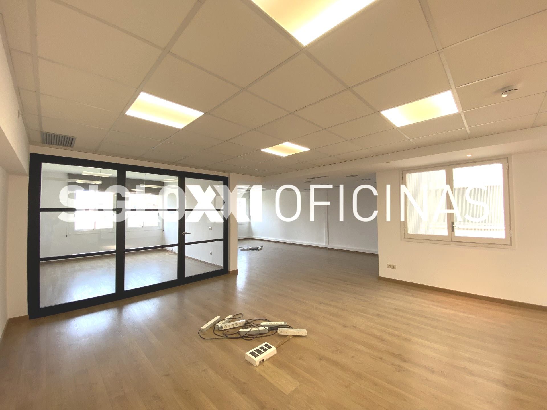 Office to rent in  Barcelona Capital  with Air Conditioner and Heating