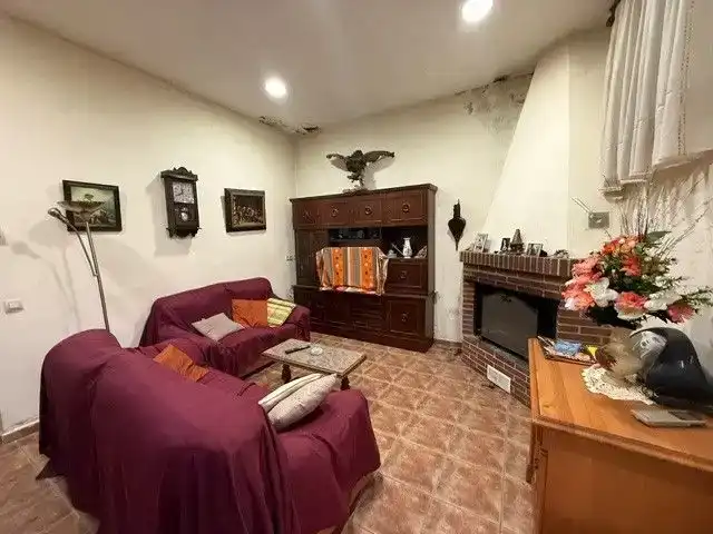 Living room of Houses for sale in Torrente de Cinca  with Air Conditioner, Private garden and Furnished