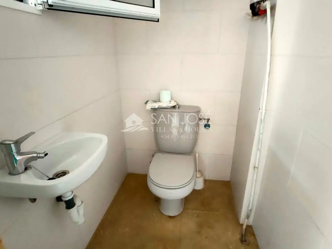 Bany de Casa o xalet en venda en Aspe amb Terrassa, Traster i Balcó