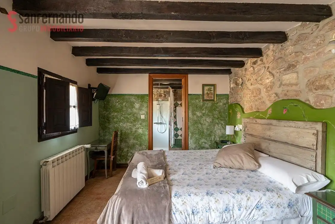 Habitación de Edificio en venta en Mazcuerras