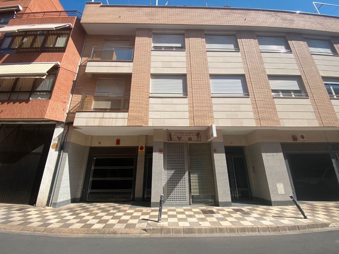 Außenansicht von Garage miete in  Albacete Capital