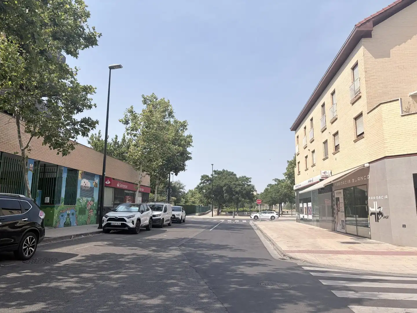 Außenansicht von Wohnung zur Miete in Zaragoza mit Klimaanlage, Heizung und Terrasse