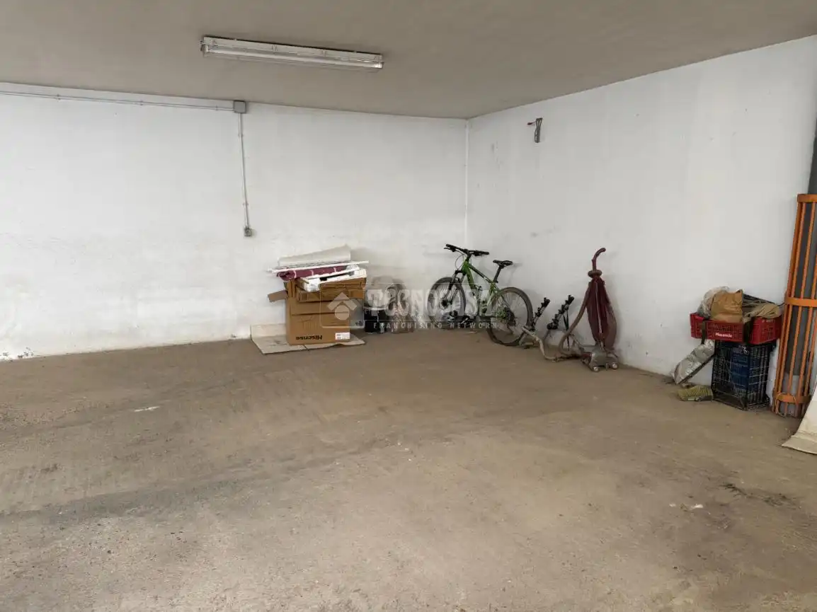 Parking de Casa o chalet en venta en Madrid con Calefacción y Trastero