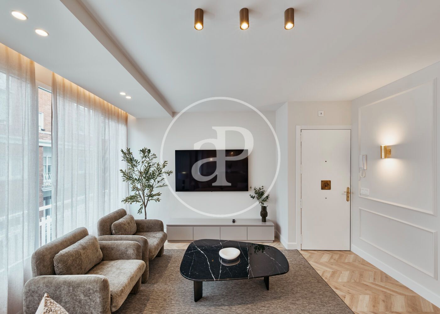 Sala d'estar de Pis en venda en  Madrid Capital amb Aire condicionat, Calefacció i Terrassa