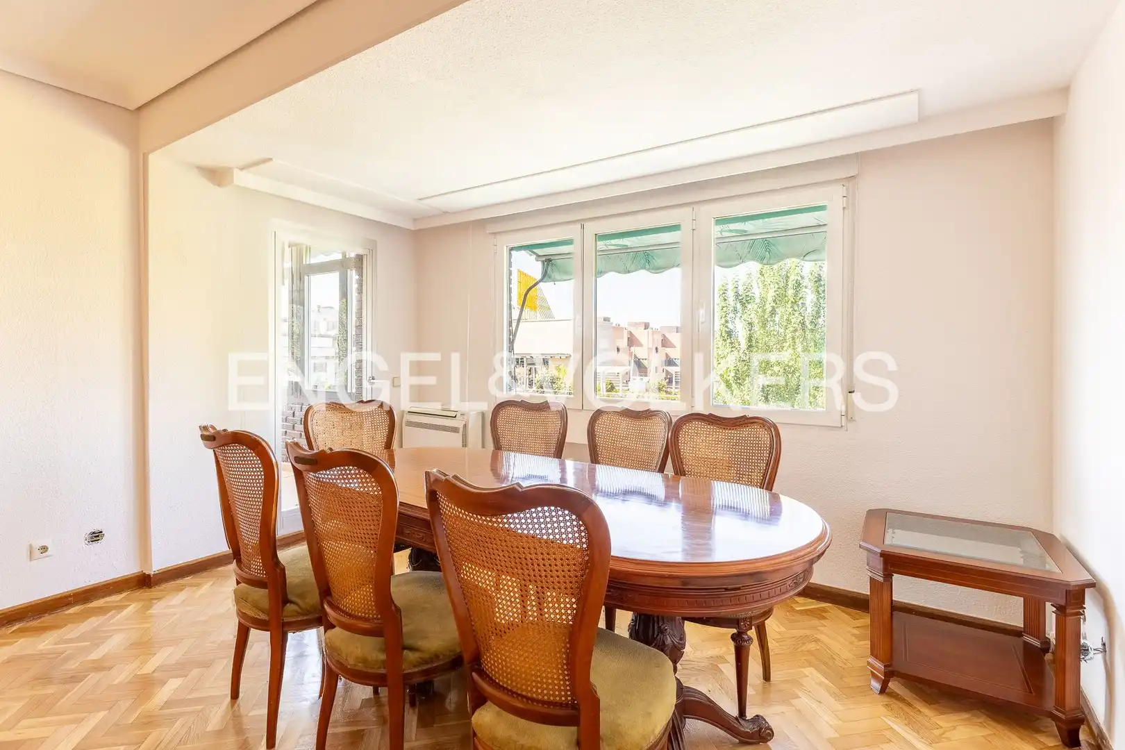 Dining room of Flat for rent in Madrid  with Air Conditioner, Heating and Private garden