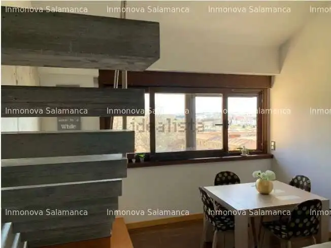 Sala de estar de Dúplex de alquiler en Salamanca con Calefacción y Amueblado