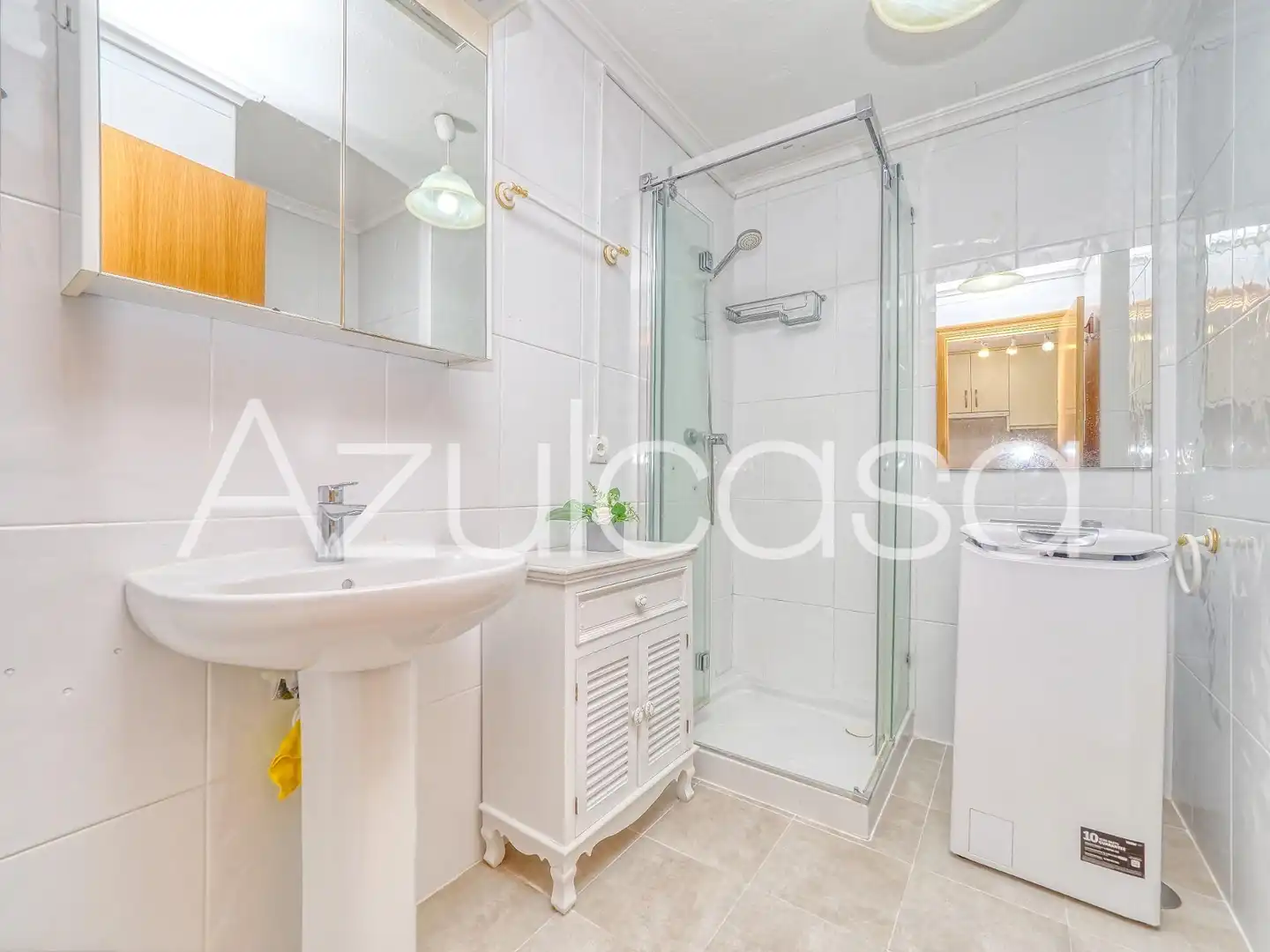 Baño de Estudio en venta en Alicante / Alacant con Aire acondicionado, Parquet y Terraza