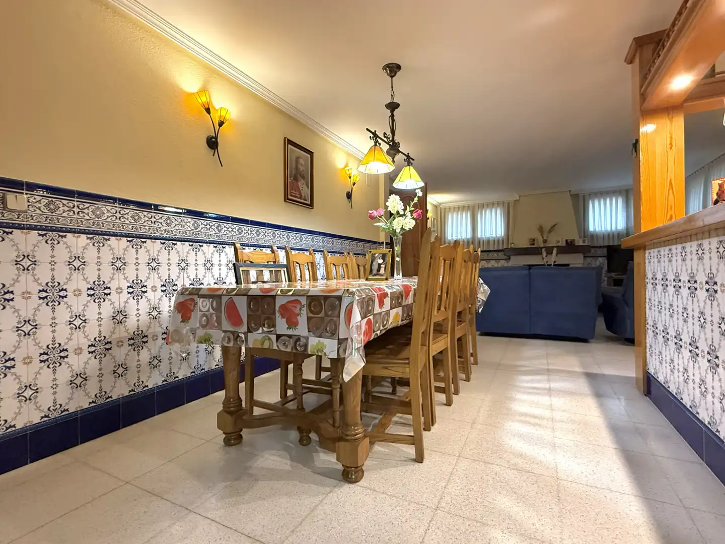 Menjador de Casa o xalet en venda en Alcalá de Henares amb Aire condicionat, Calefacció i Jardí privat