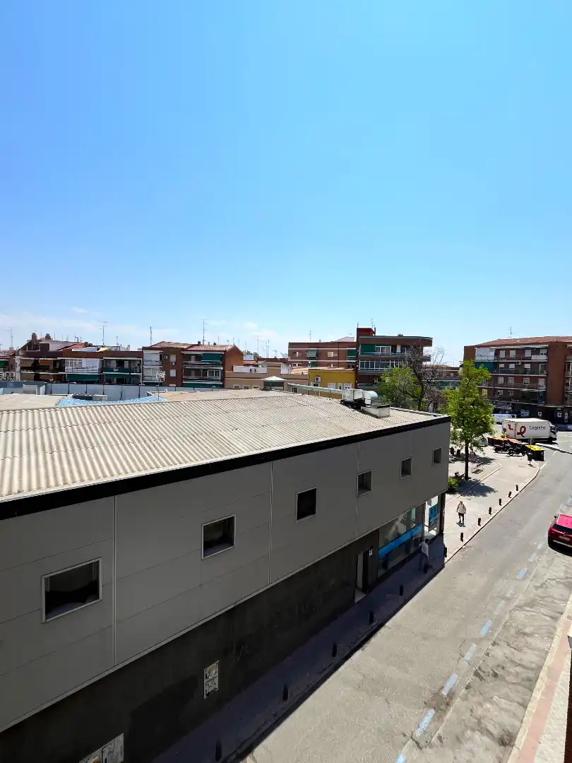 Pis de lloguer a Calle Agila, Puerta del Ángel