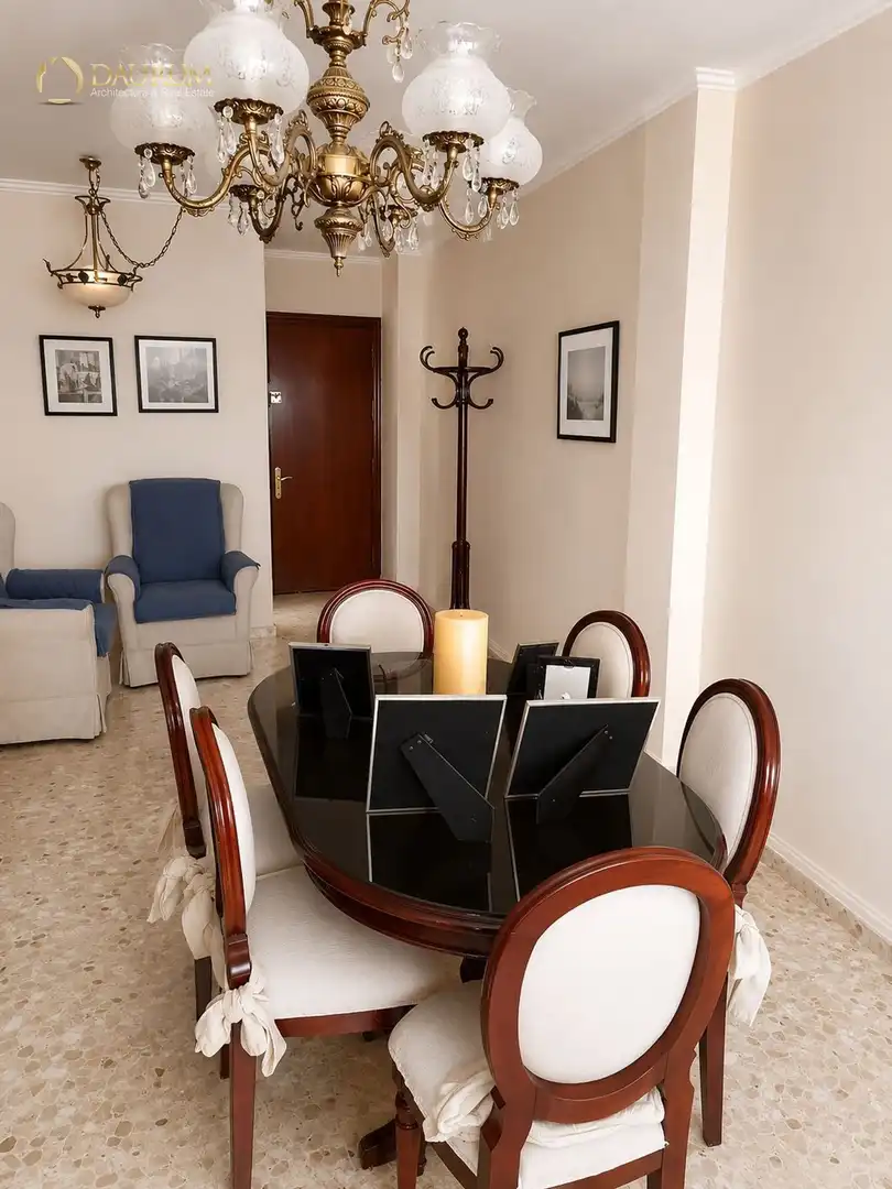 Dining room of Flat for sale in Sevilla  with Air Conditioner, Heating and Terrace