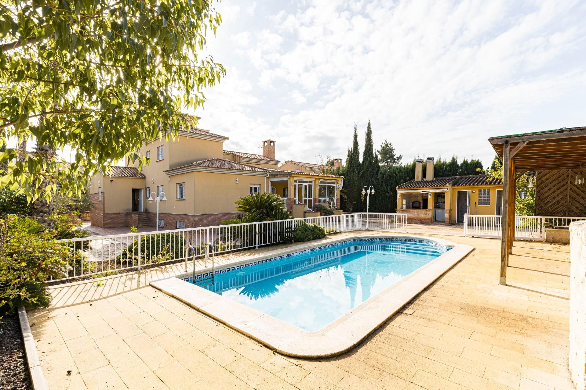 Vista exterior de Casa o xalet en venda en  Murcia Capital amb Aire condicionat, Calefacció i Jardí privat