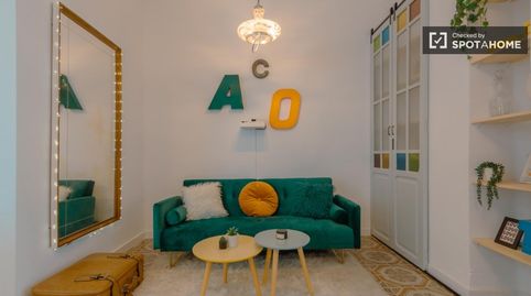Piso de 3 habitaciones en alquiler en Russafa, Valencia.