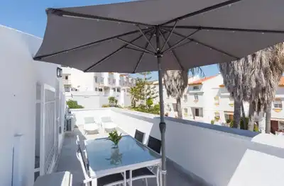 Terraza de Casa adosada en venta en Benalmádena con Aire acondicionado, Calefacción y Jardín privado