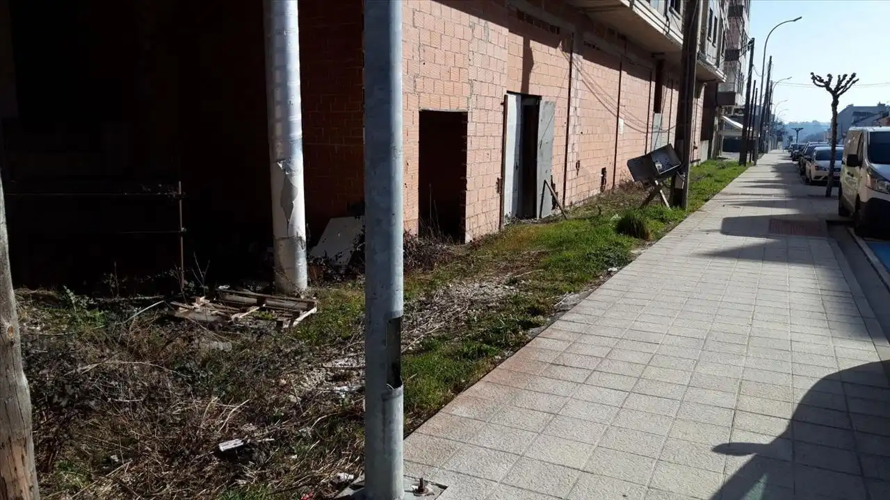 Edifici en venda a Avenida TIERRA LLANA, Vilalba