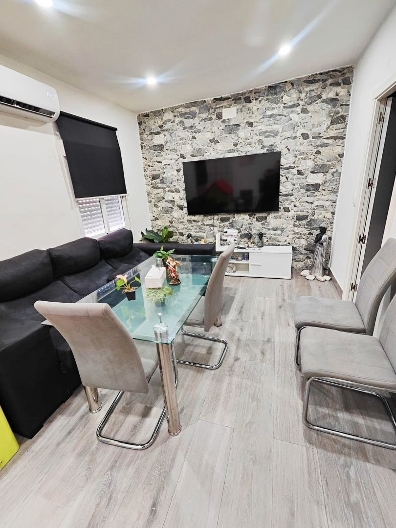 Pis en venda a Calle Candeleta, Los Pájaros, Cerro - Amate