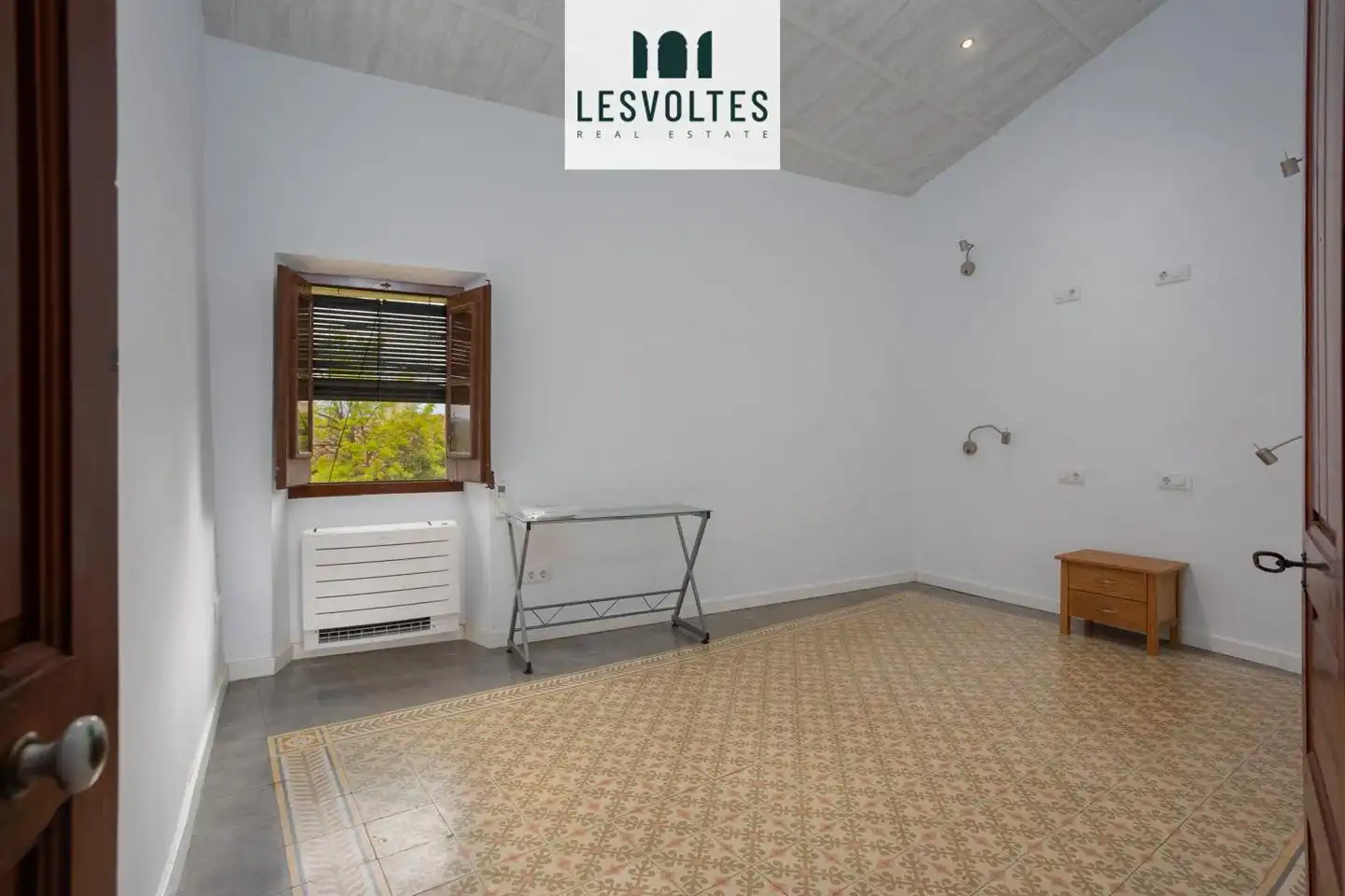 Sala d'estar de Casa o xalet en venda en Corçà amb Calefacció, Jardí privat i Parquet