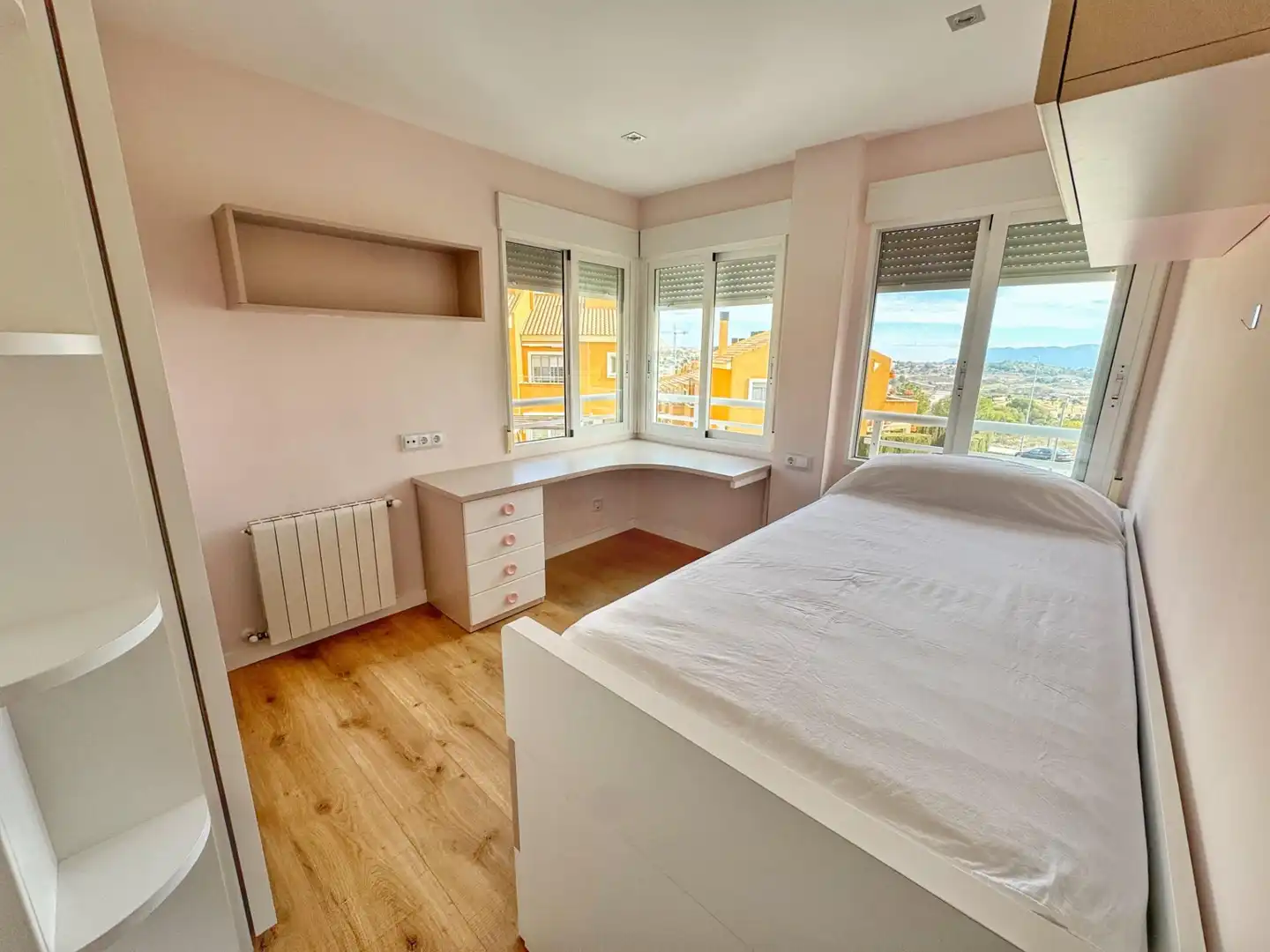 Casa o chalet de alquiler en Monforte del Cid, Alicante