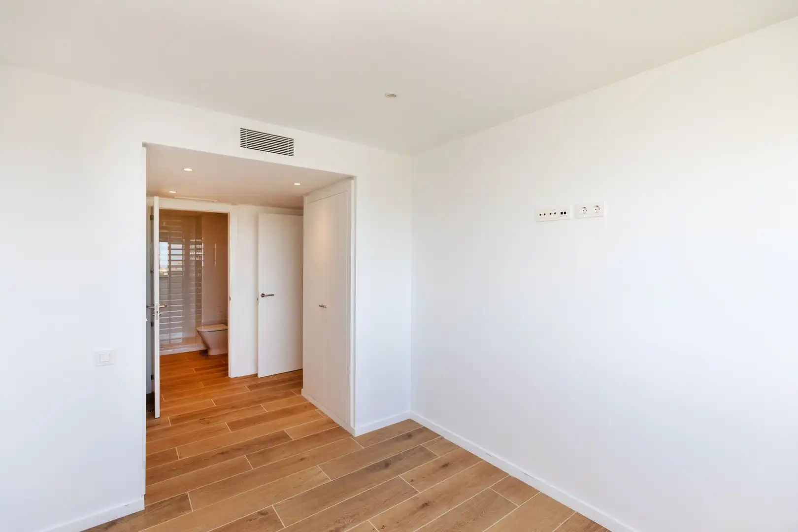 Flat with pool to rent in Carrer de Joan Miró, imagen 31