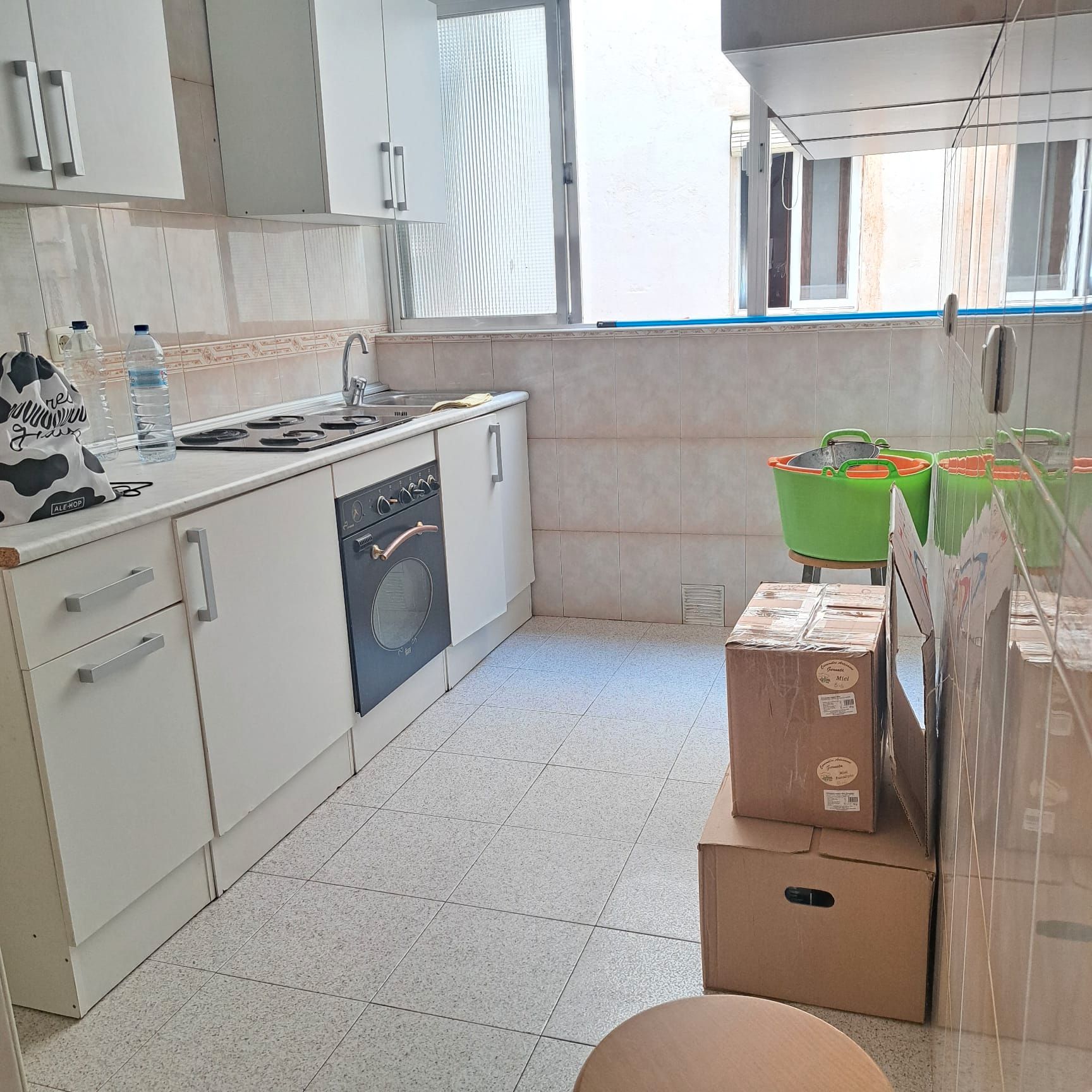 Kitchen of Flat for sale in  Almería Capital  with Air Conditioner