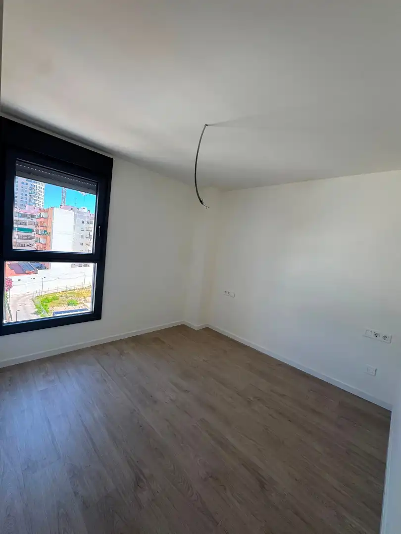 Habitación de Piso de alquiler en Valencia con Aire acondicionado, Calefacción y Parquet