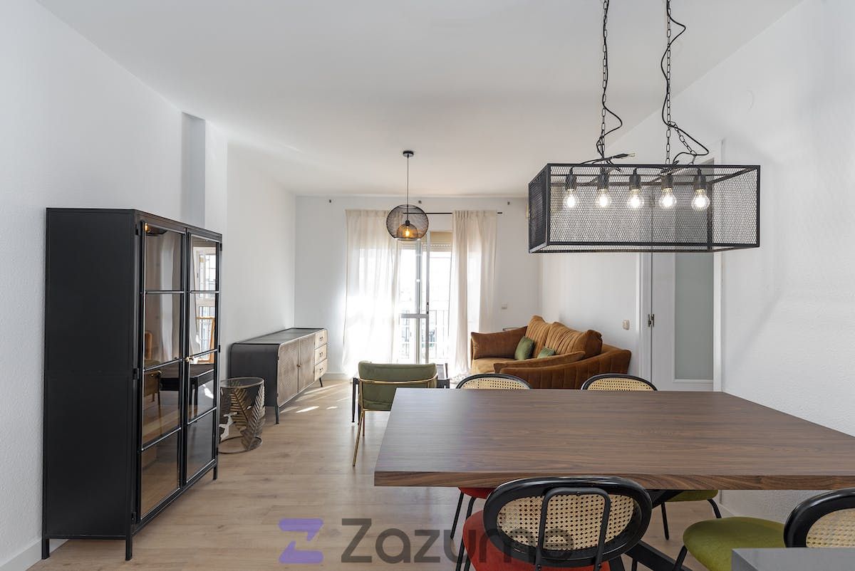 Sala d'estar de Pis de lloguer en  Sevilla Capital amb Aire condicionat, Calefacció i Jardí privat