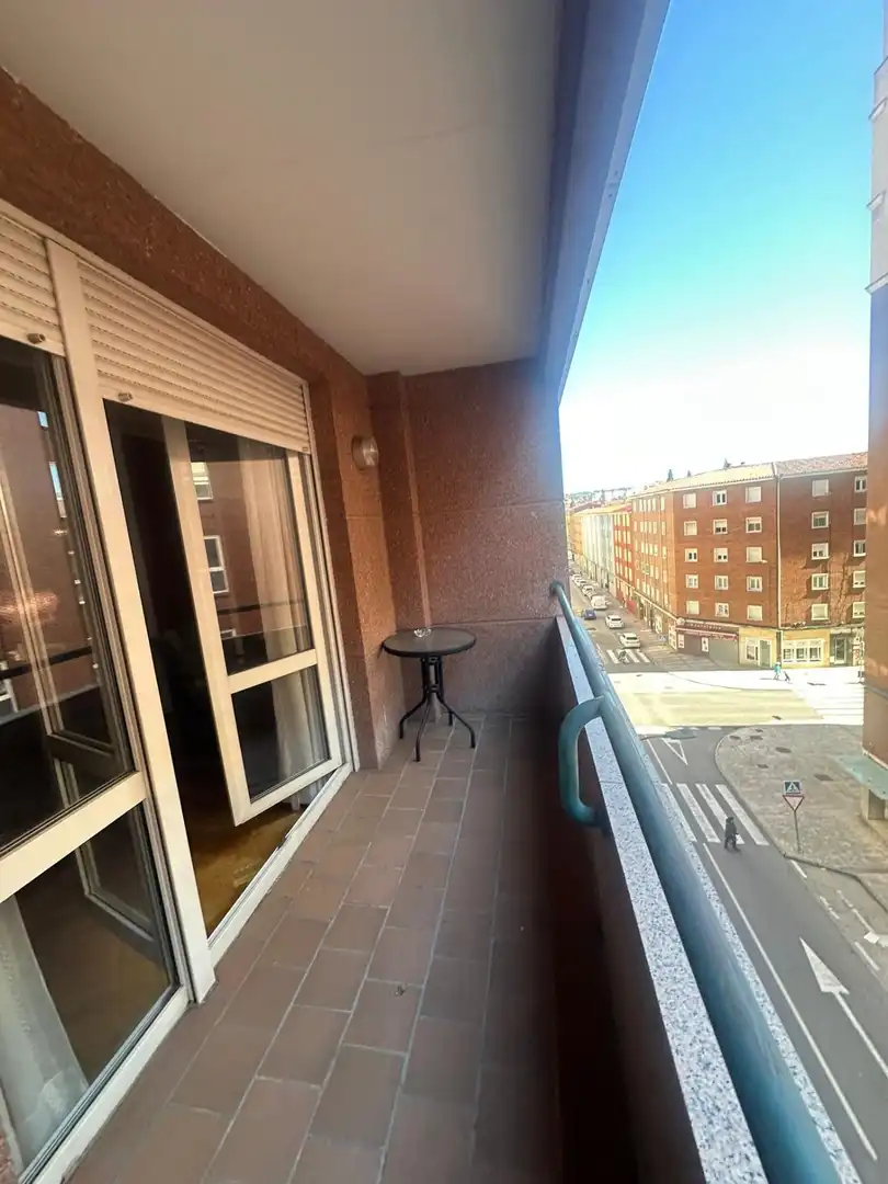 Terraza de Piso en venta en León Capital  con Calefacción, Terraza y TV