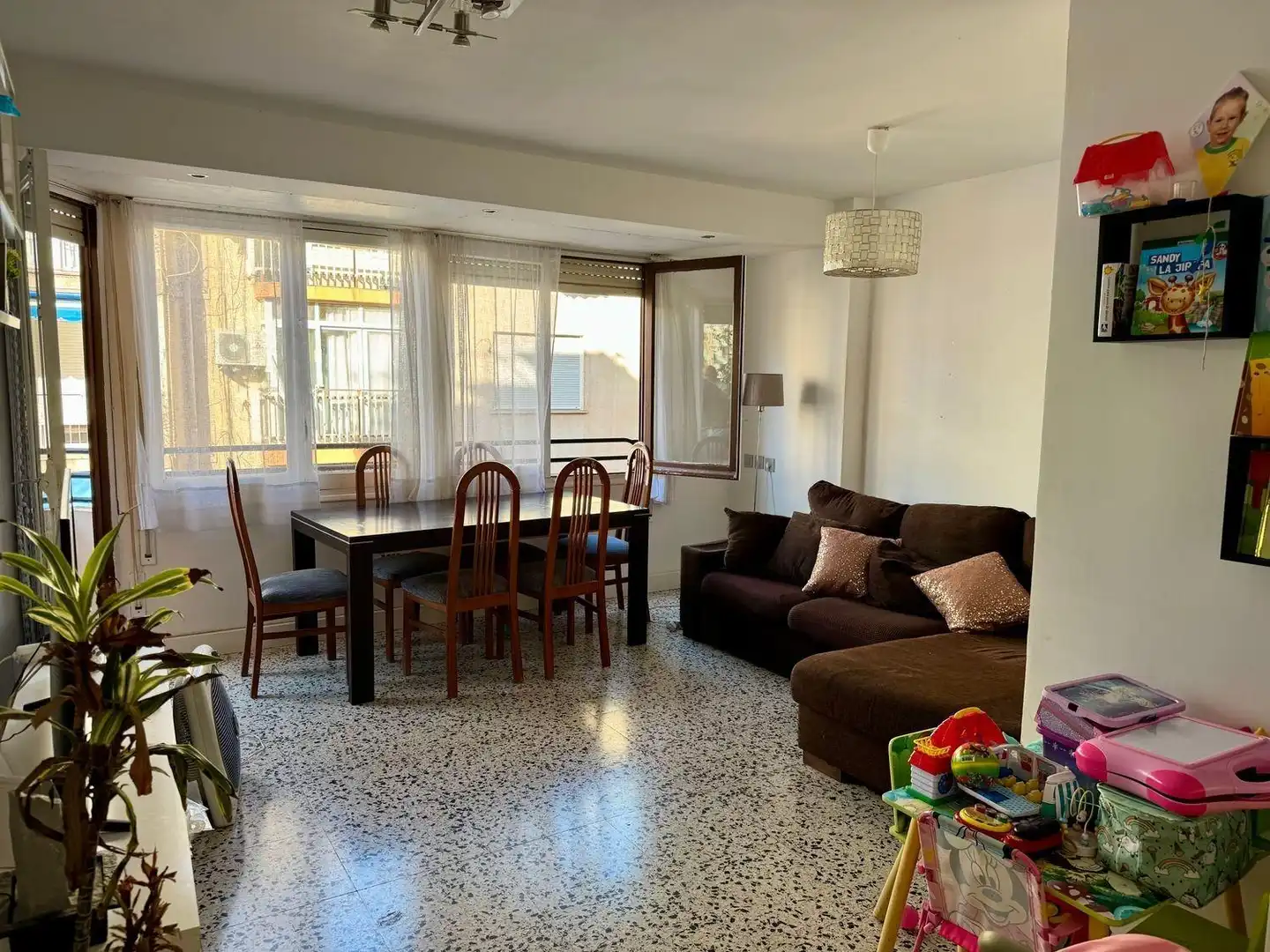 Sala d'estar de Apartament en venda en Alicante / Alacant