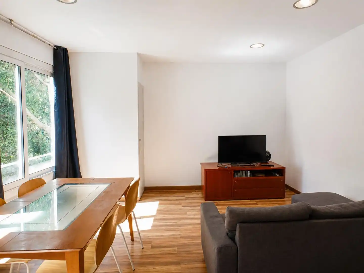 Sala d'estar de Pis en venda en Manresa amb Calefacció, Parquet i Moblat